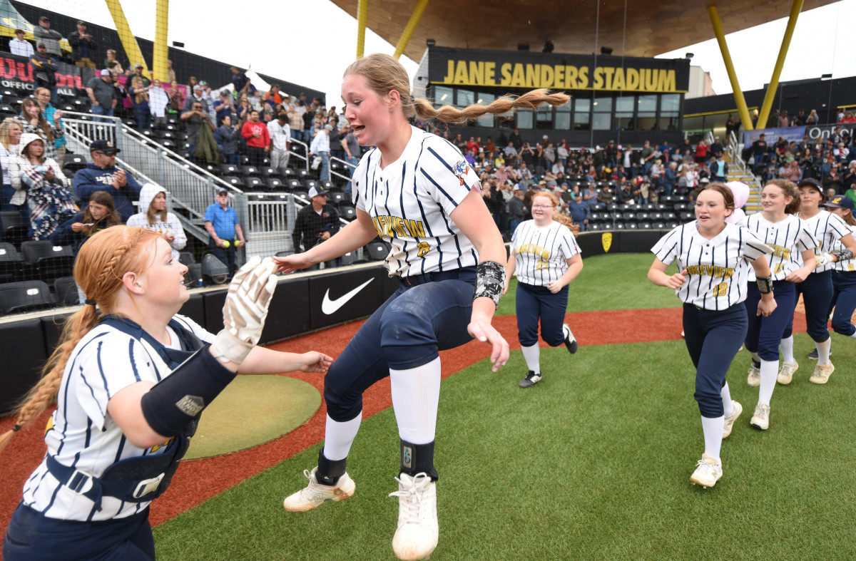 x Lakeview Grant Union 2A:1A softball final Taylor Balkom 14